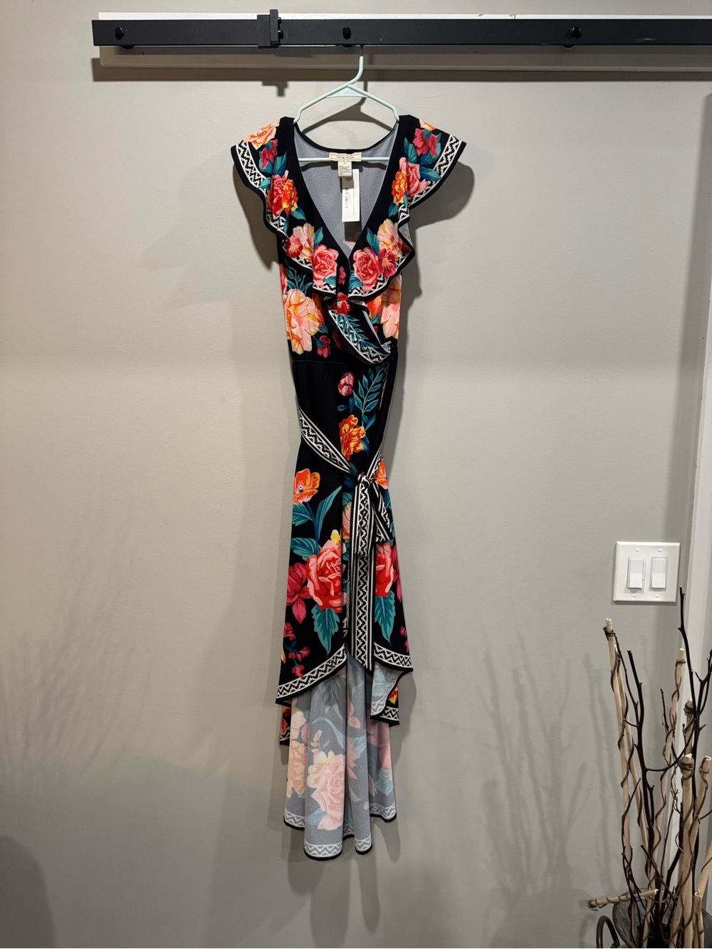 NWT Flying Tomato Fixated On Chic Floral Wrap Maxi Dress M